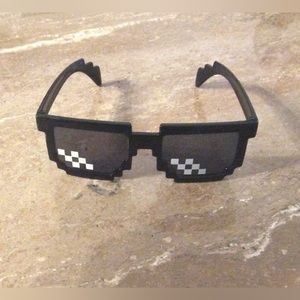 ✨FREE 🕶📸 Silly Digital Prop Sunglasses